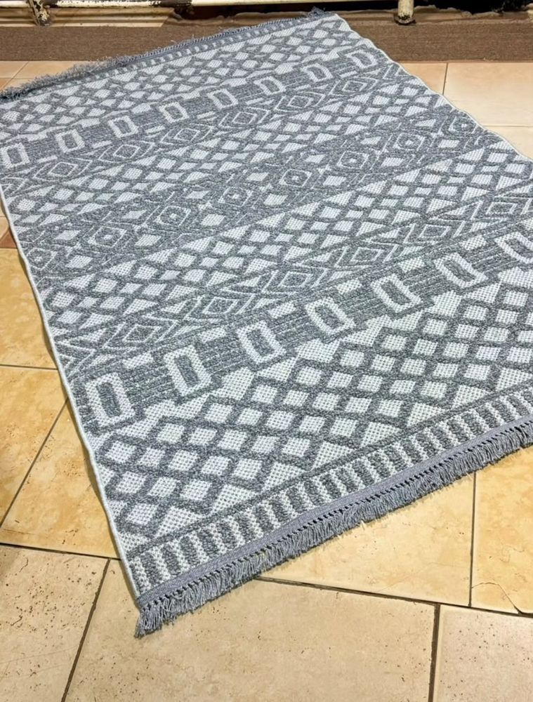 Flat-Woven Boho Rug — photo 4