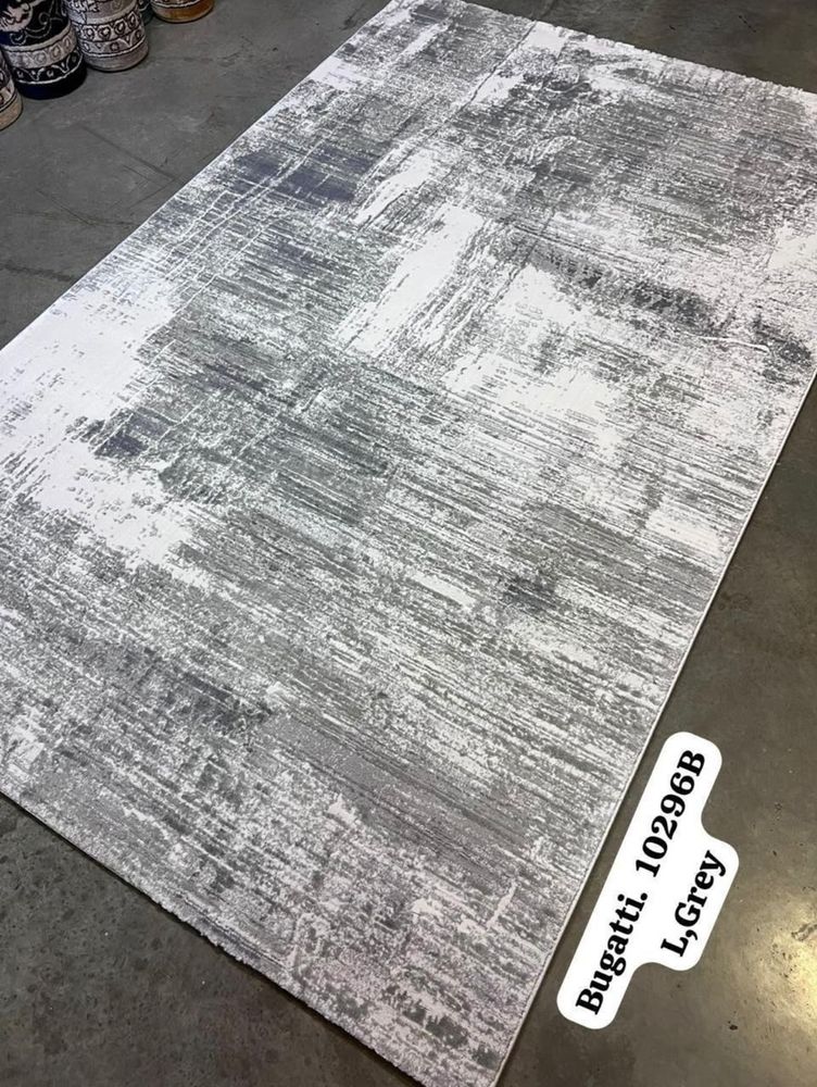 Distressed Abstract Rug — photo 4