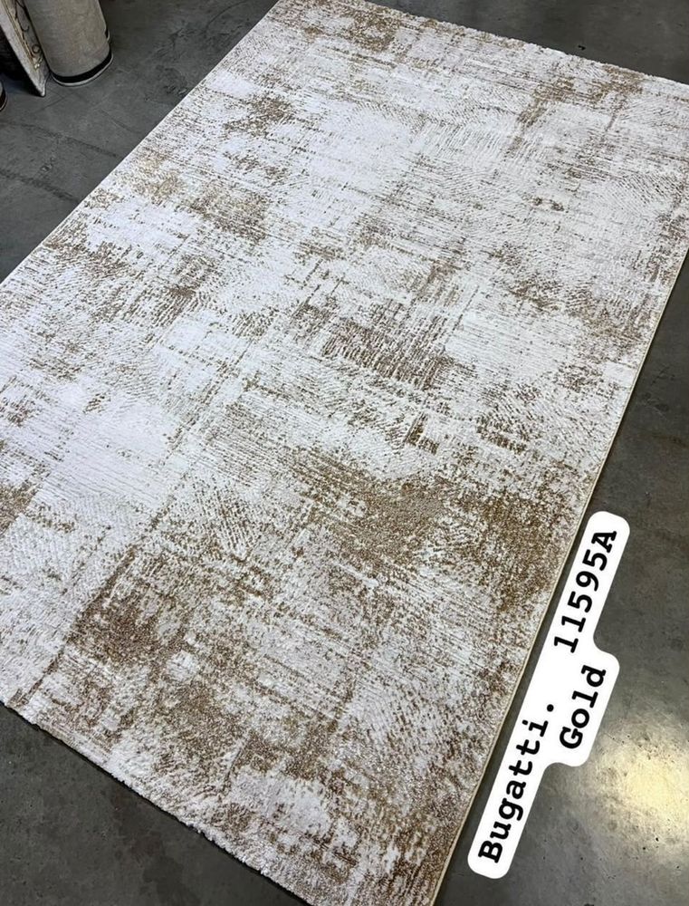 Distressed Abstract Rug — photo 5